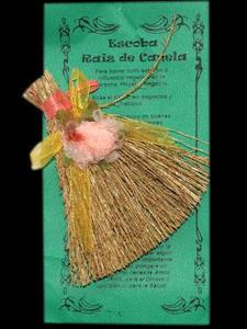 ESCOBA RAIZ DE CANELA